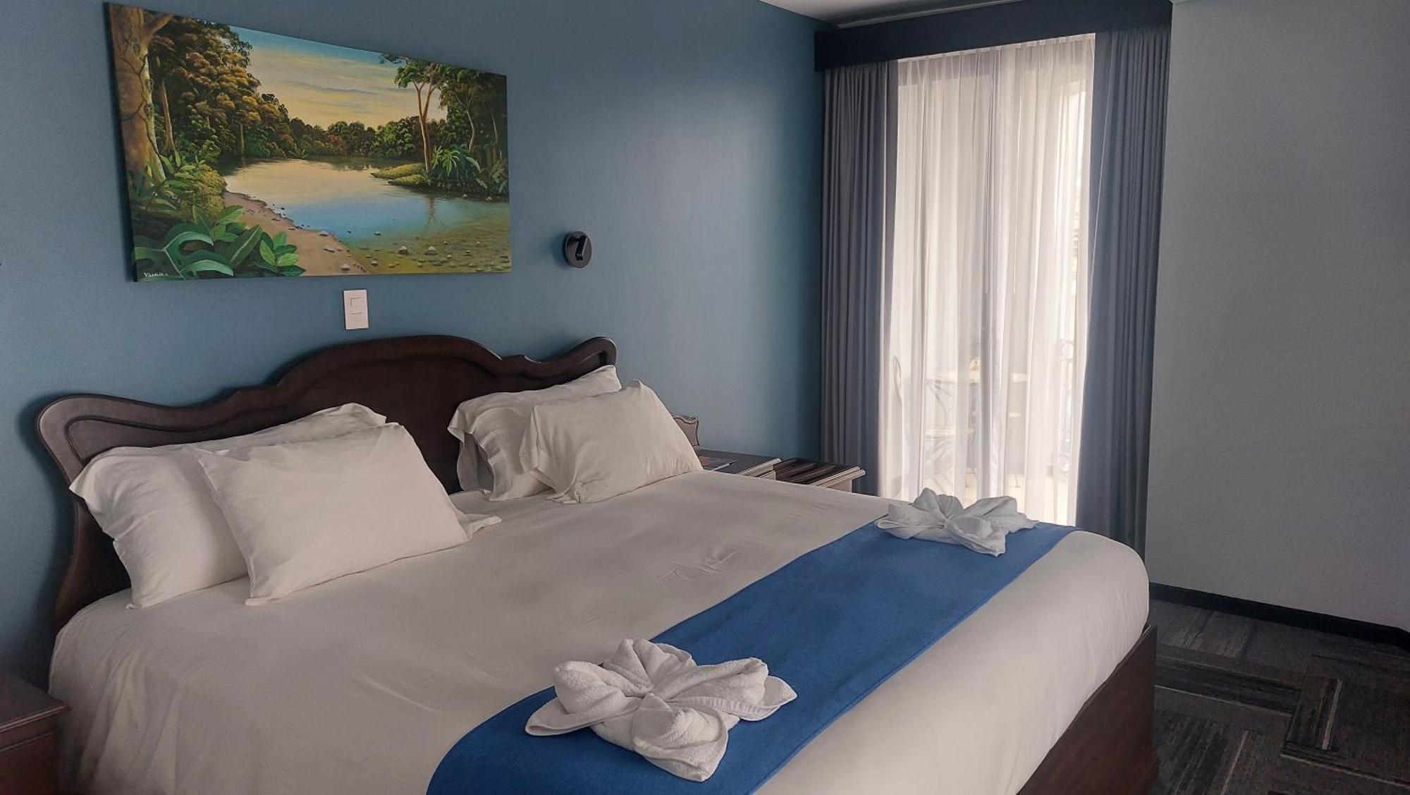 Hotel Luckys San Isidro De El General エクステリア 写真