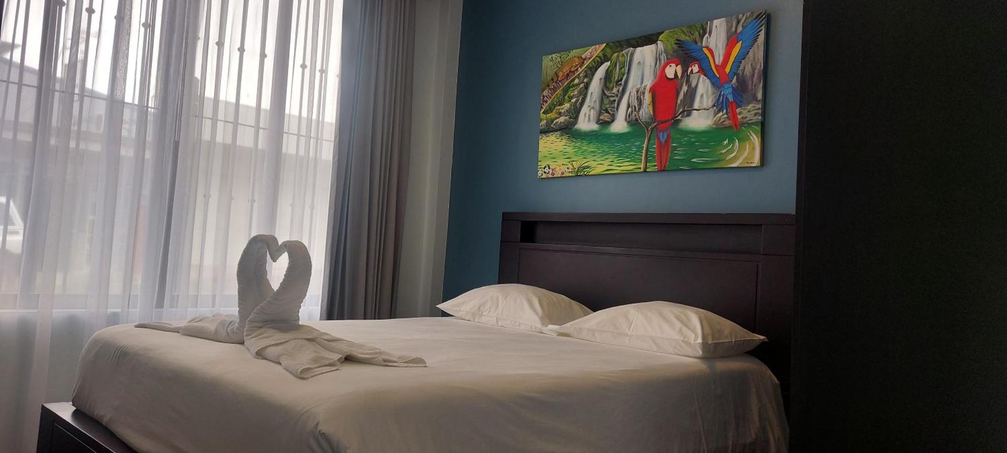 Hotel Luckys San Isidro De El General エクステリア 写真